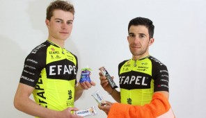 Equipa Profissional de Ciclismo Efapel com o Suplementos24